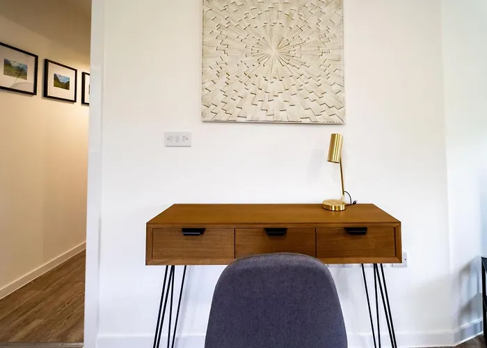 Comfy One Br | Free Parking